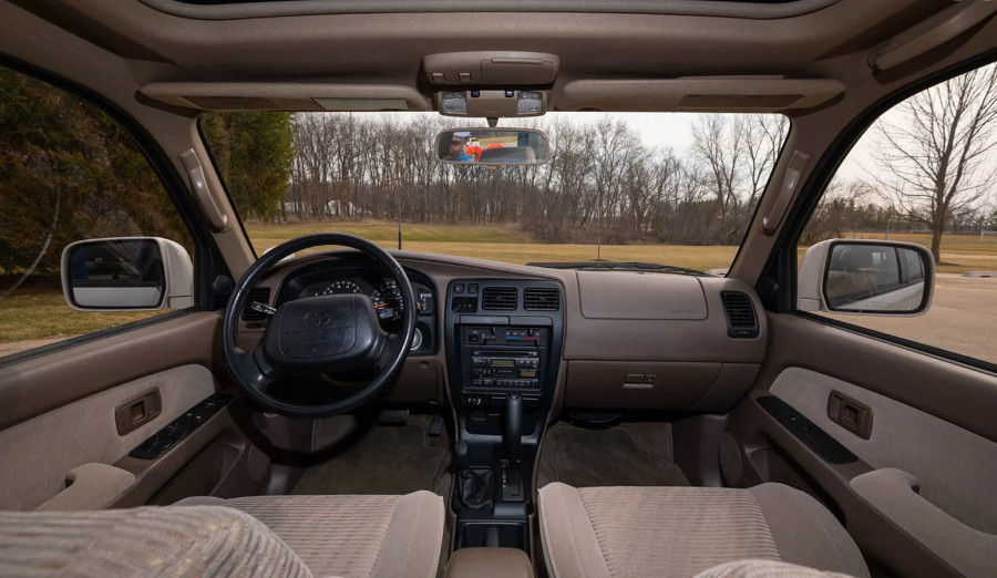 Toyota stara 30 godina prodata skuplje nego potpuno novi model FOTO
