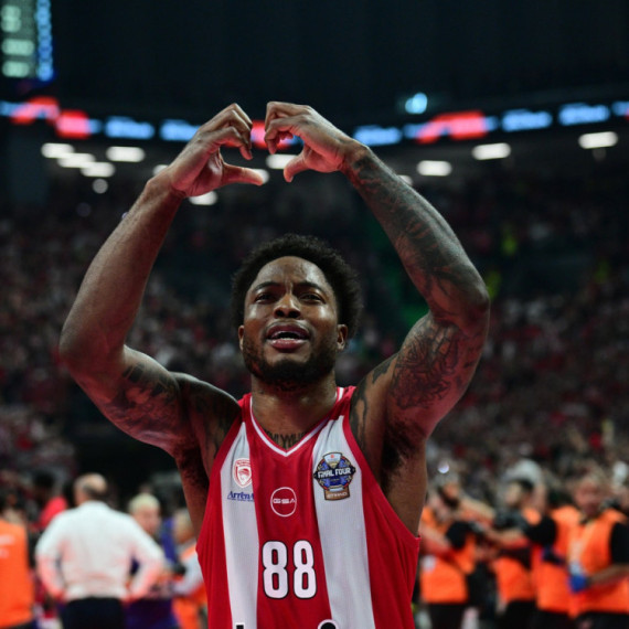 Tajrik Džons "pecnuo" Partizan posle titule u Evroligi