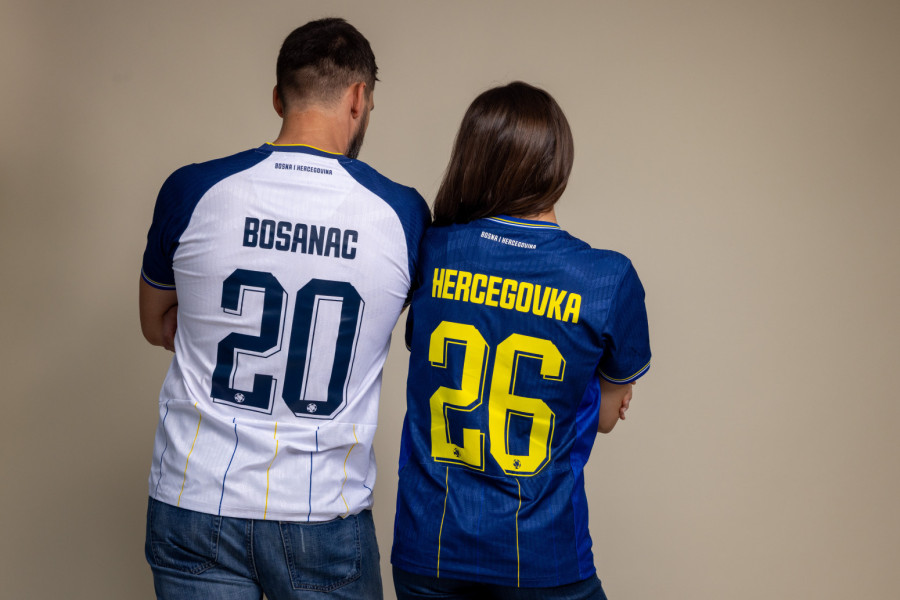 Grupa B: I am from Bosnia, take me to Canada
