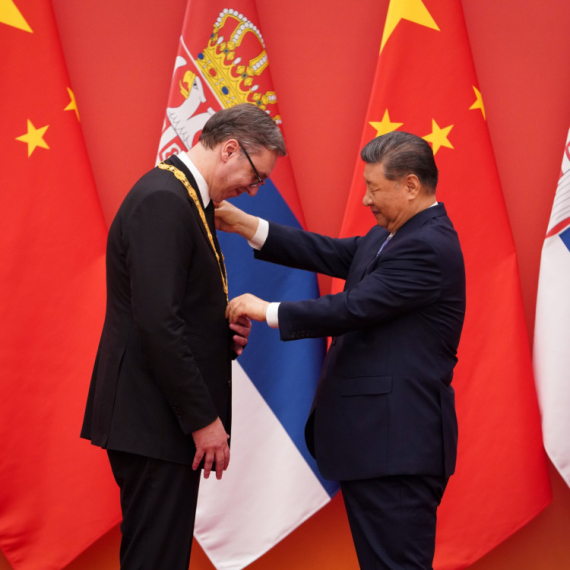 Potvrđeno čelično prijateljstvo: Si Đinping uručio Vučiću najviše državno odlikovanje FOTO/VIDEO