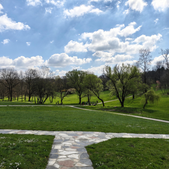 Veliki park u novom ruhu: Nastavlja se uređenje omiljenog mesta Kragujevčana
