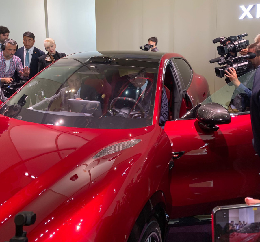 Third day of historic visit to China; Aleksandar Vucic visits Xiaomi factory; Strong messages from Beijing