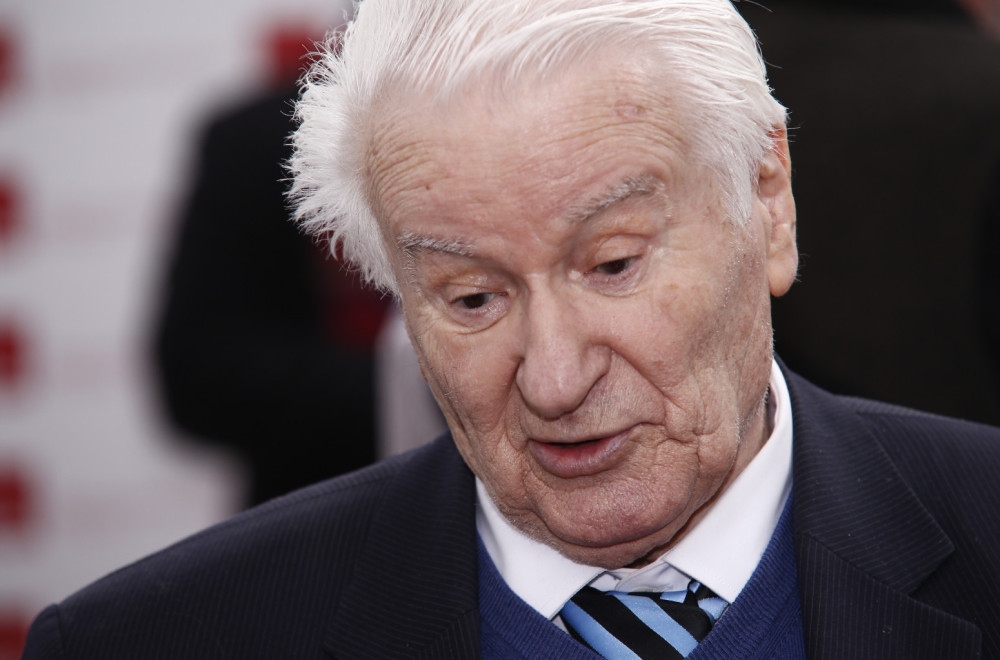 Preminuo Dragoljub Mićunović