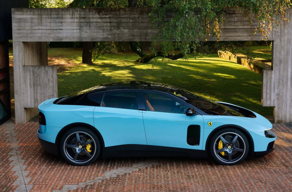 Poznati dizajner nije štedeo električni Ferrari: Točkovi izgledaju kao da su upola manji