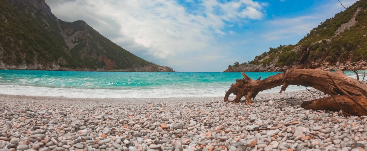 Omiljena plaža mladih iz Srbije uvodi zabrane: Ko prekrši pravilo, plaća kaznu VIDEO