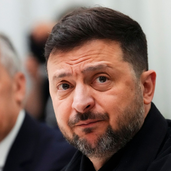 Zelenski na kolenima – poslao hitno pismo Trampu