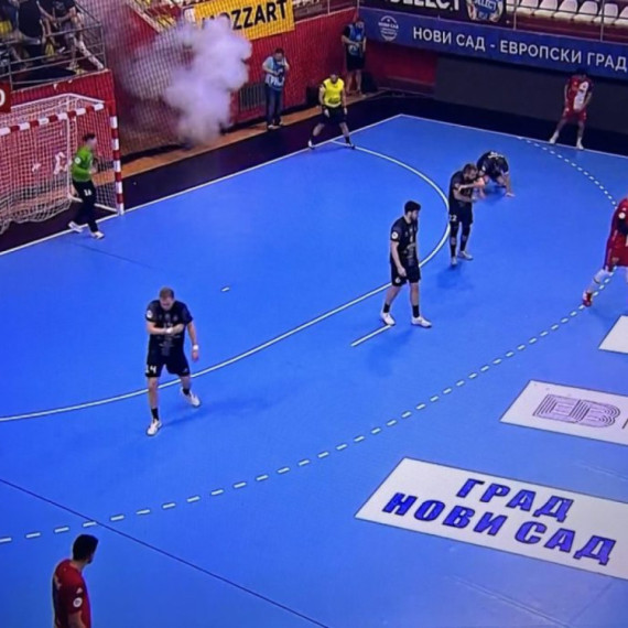Oglasio se Partizan o haosu u Novom Sadu