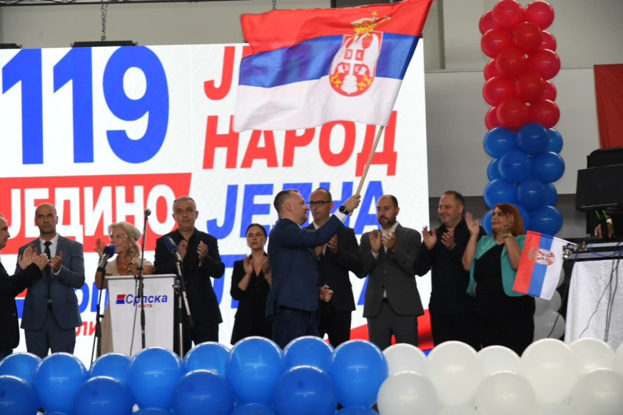 Jedno srce, jedan narod, jedna lista; Srpska lista počela predizbornu kampanju u Žitkovcu FOTO