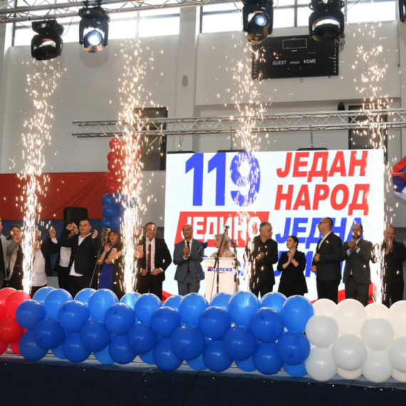 "Jedno srce, jedan narod, jedna lista"; Srpska lista počela predizbornu kampanju u Žitkovcu FOTO