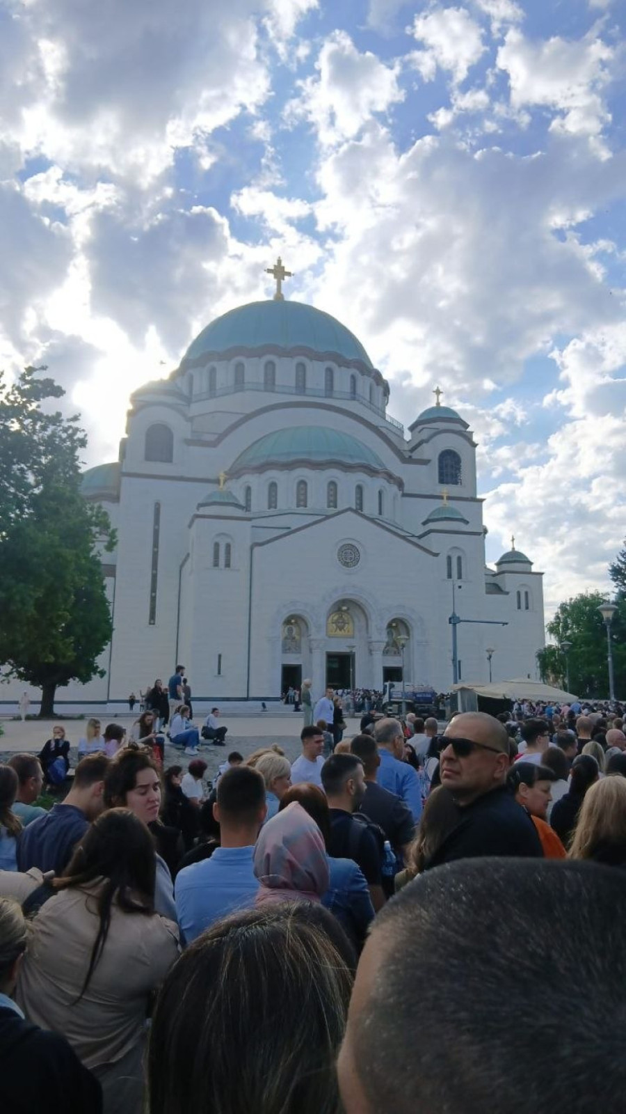 Čuva se kao velika svetinja: Kako pravilno koristiti osveštanu traku na Pojasu Presvete Bogorodice FOTO