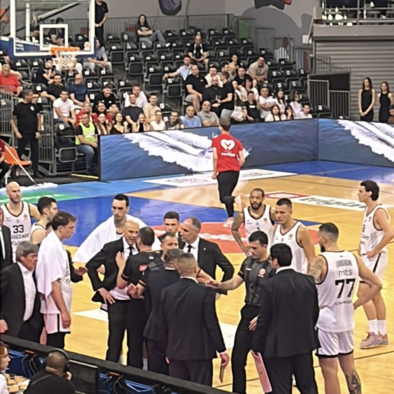 Haos u Čairu – Penjaroja i Nikitović isključeni posle sukoba VIDEO