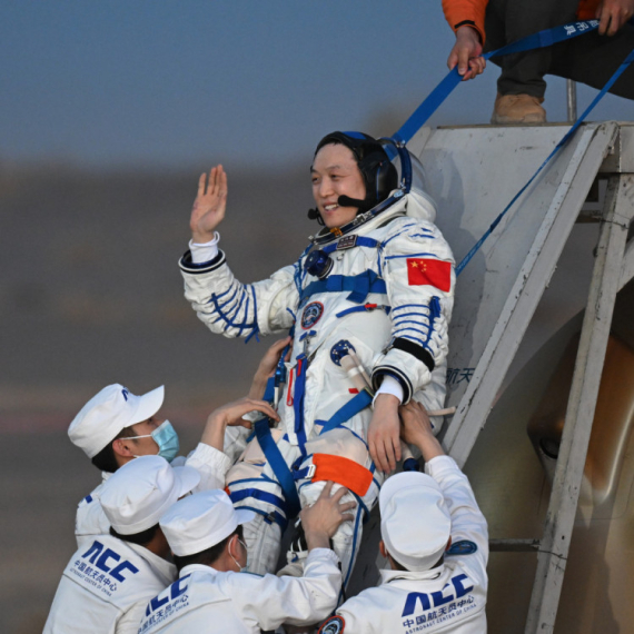 Misija Šendžou-21 završena: Kineski astronauti pomeraju granice u svemiru FOTO