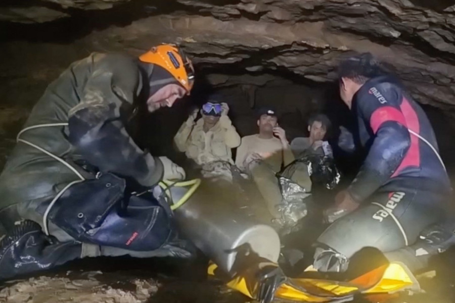 Drama sa srećnim krajem: Spaseni preživeli iz pećine u Laosu, potraga se nastavlja FOTO/VIDEO