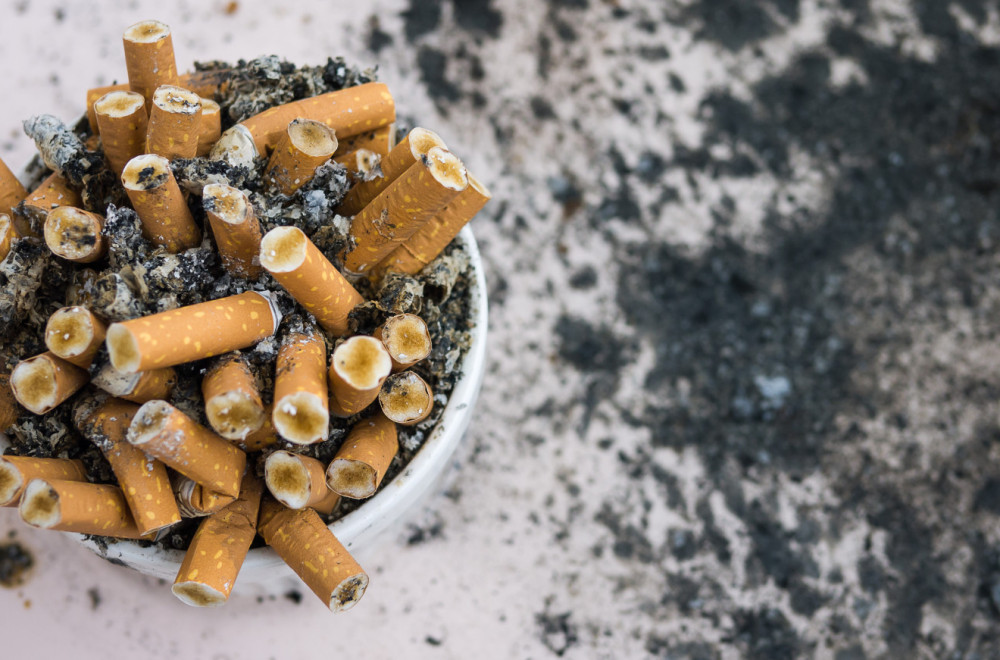Anđeo od cigaretnog dima