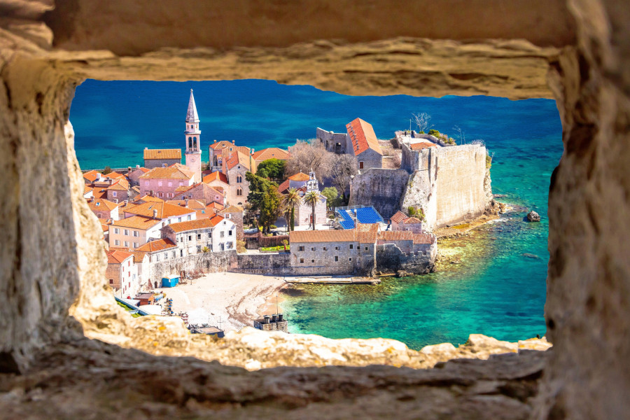 Crna Gora pojačava nadzor tokom sezone: Evo šta čeka turiste na moru VIDEO