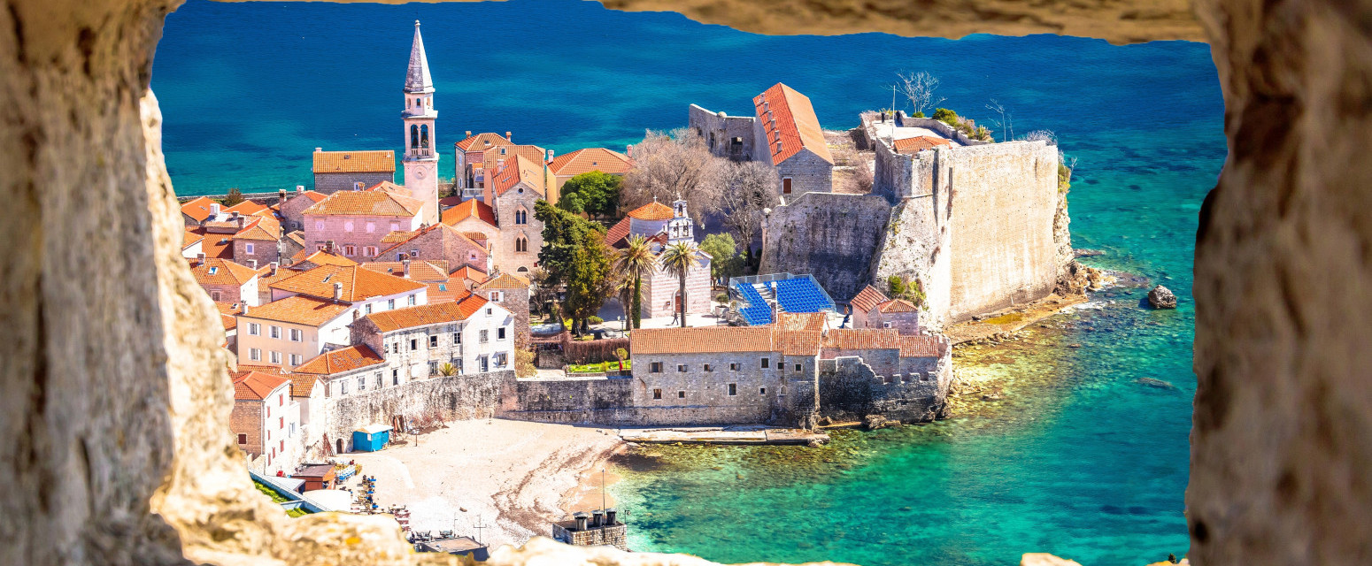 Naručio biftek, pa zanemeo kada je stigao račun: Paprene cene pred letnju sezonu u Crnoj Gori