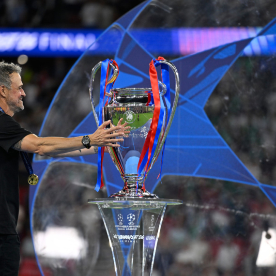 Enrike: "Teže je bilo pobediti Arsenal – zaslužena titula"