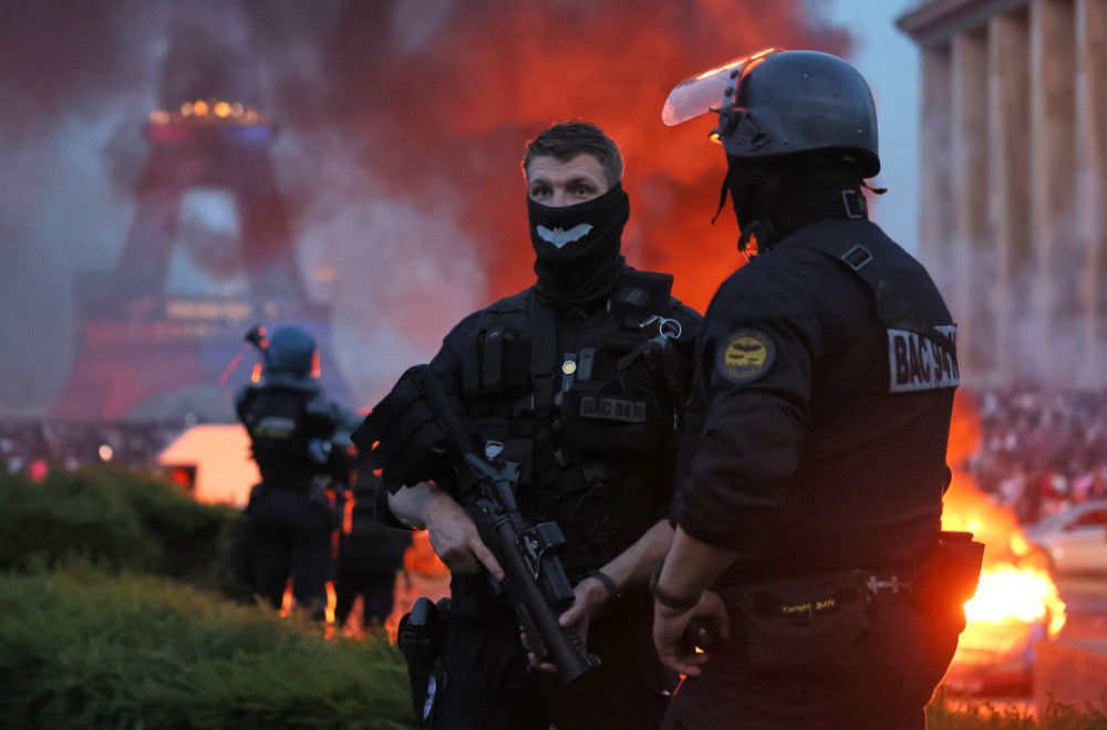 Pariz opet gori – policija je svuda, slike obilaze svet VIDEO
