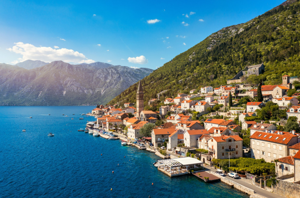 Gde letovati u avgustu bez velikih troškova? Ovo su tri najjeftinije destinacije u Crnoj Gori FOTO
