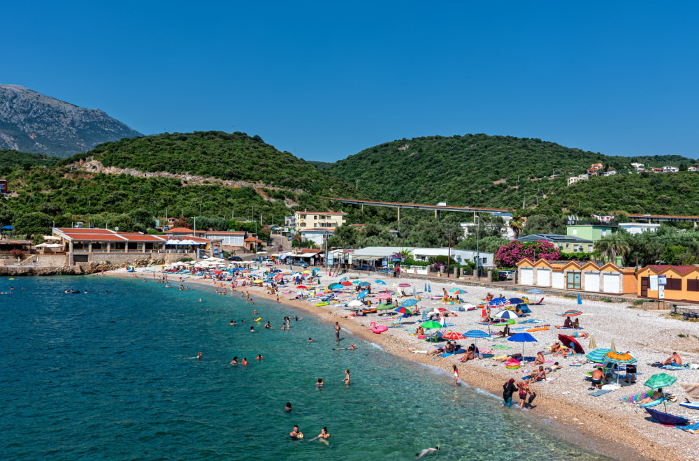 Srpski turisti i dalje najbrojniji: Crna Gora objavila podatke o broju gostiju, jedna stvar iznenadila