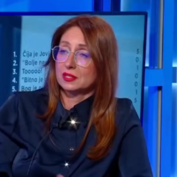 Vođe blokadera izvređale vernike SPC: "Poklanjanje pojasu Presvete Bogorodice je primitivni fetiš" VIDEO