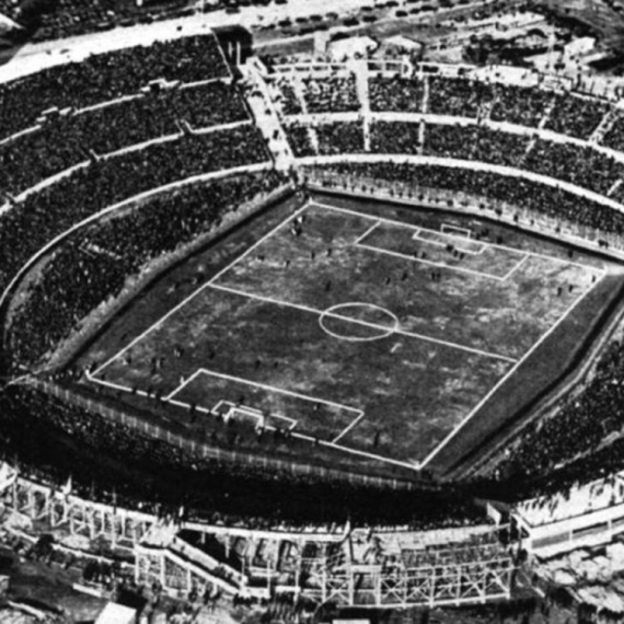 Urugvaj 1930: Povuci-potegni, titula domaćinu