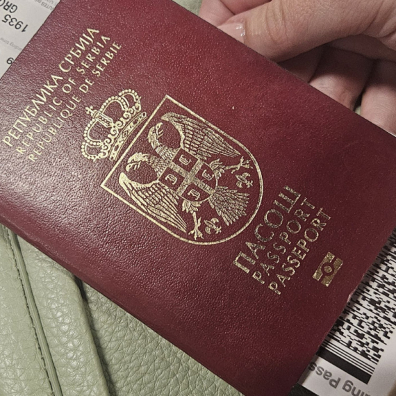 "Kada su mi videli pasoš sklonili su me" Srbi otkrili predrasude koje vladaju u svetu