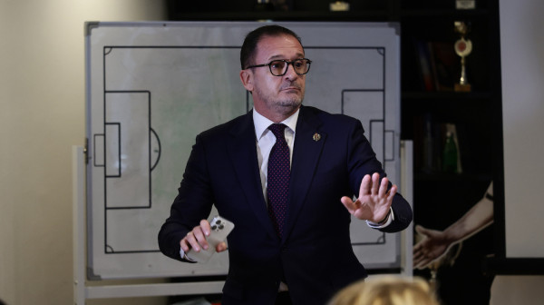Gotovo izlaganje u Zemunelu; Ljajić najavio nove ljude; Mijatović vidi sebe kao predsednika
