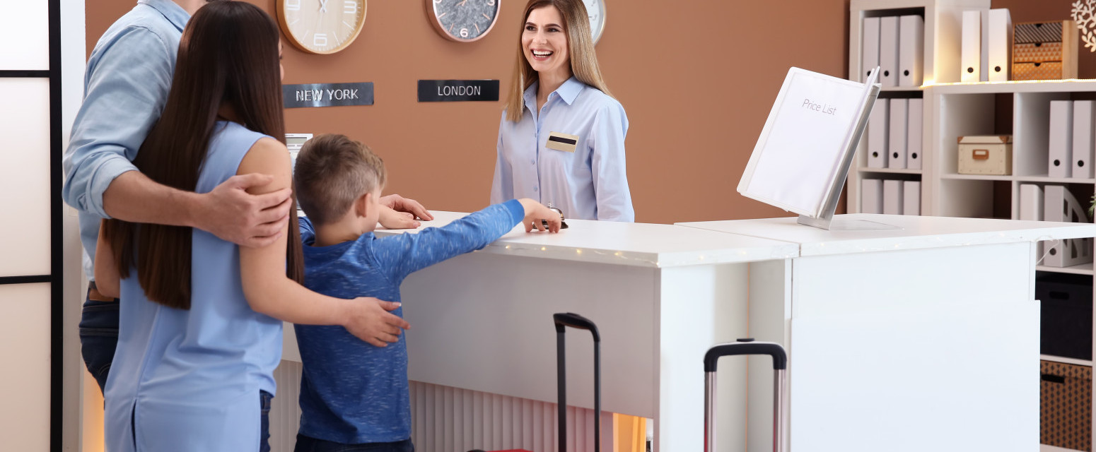 Ova zemlja menja način prijave gostiju u hotelima: Evo šta će se koristiti umesto pasoša