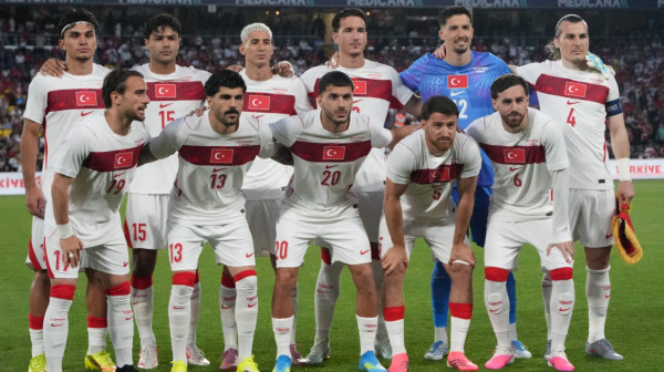 Turska se uzda u "mladiće" – Montela saopštio spisak