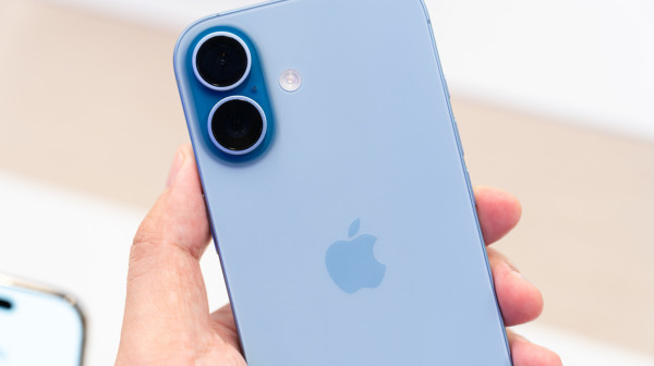 Apple hitno objavio ažuriranje: Ako imate ovaj iPhone, rešite problem sa punjenjem