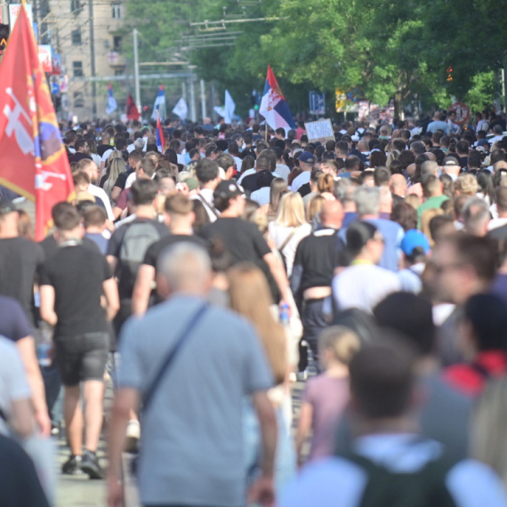 Marija Vasić se ne zaustavlja; Ima li njenom bezbožničkom bogoborstvu kraja?