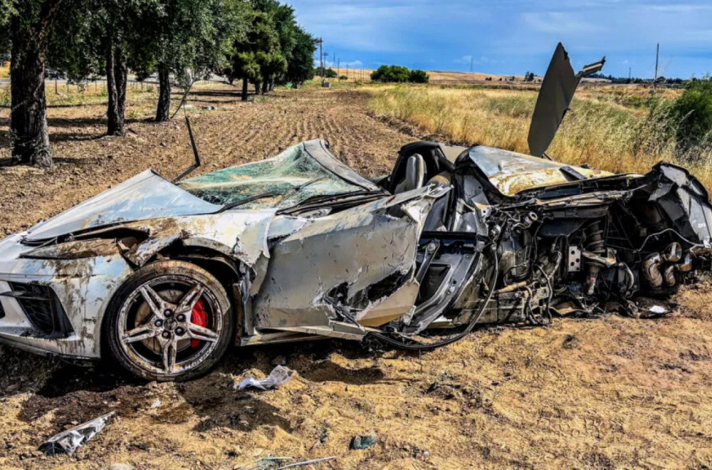 Totalna šteta: Auto nije preživeo sudar – vozač jeste, ali jedva FOTO