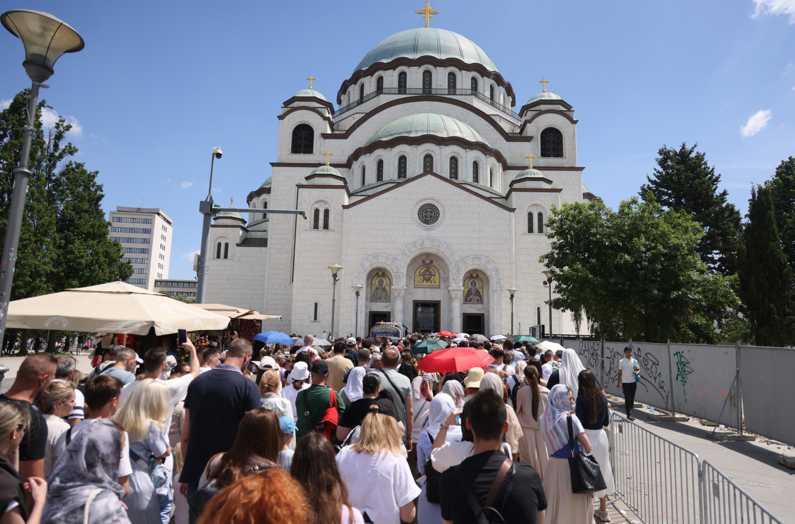 Ređaju se reakcije; Poklonjenje pojasu Presvete Bogorodice nije fetišizam VIDEO