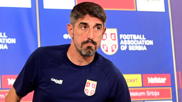 Paunović već ima glavobolje zbog novembra