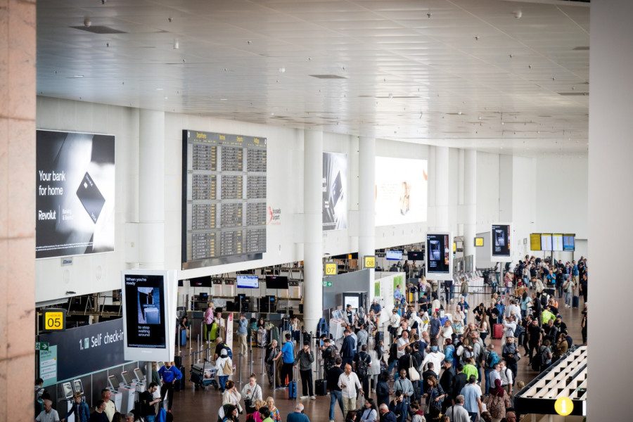 Kolaps letova u Belgiji: Stotine putnika spavalo na aerodromu FOTO