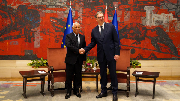 Završen sastanak s Koštom; Oglasio se Vučić; Uskoro obraćanje medijima FOTO