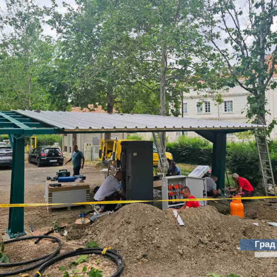 Zrenjanin pravi važan korak ka zelenijem saobraćaju: U toku postavljanje EV punjača u centru grada