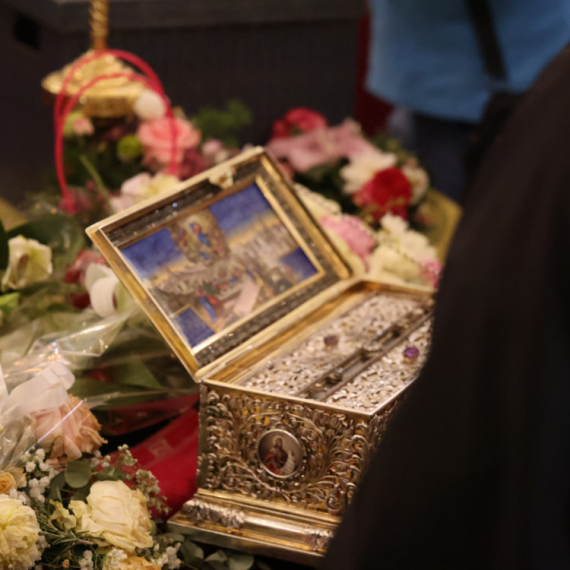 SPC uputila hitan apel vernicima zbog pojasa Presvete Bogorodice: Potrebna pomoć na 5 lokacija u Beogradu