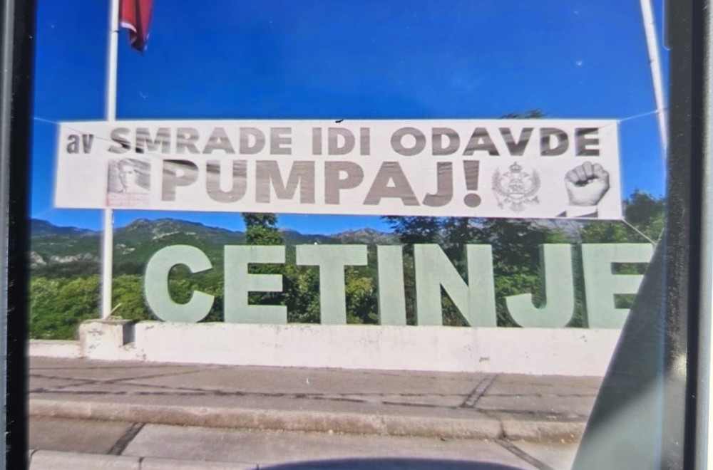 Skandal u Crnoj Gori; Sraman transparent na ulazu u Cetinje: Nove uvrede upućene Vučiću FOTO