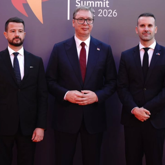 Vučić objavio fotografiju sa Spajićem i Milanovićem: "Sa domaćinima ovogodišnjeg Samita EU - Zapadni Balkan"