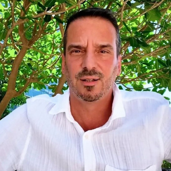 Laž dana; Piper žestoko odgovorio Bodrožiću: "To je govor mržnje" VIDEO