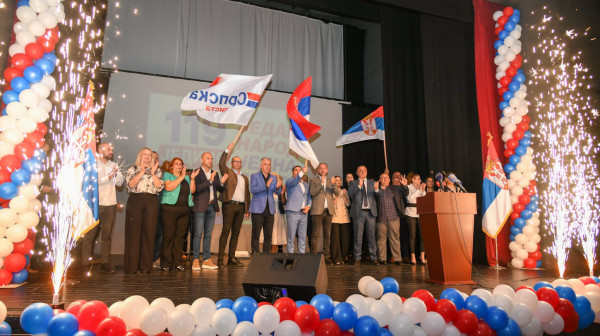 Srpska lista održala završnu konvenciju u Gračanici: "Jedinstvo i sloga put do pobede" FOTO/VIDEO