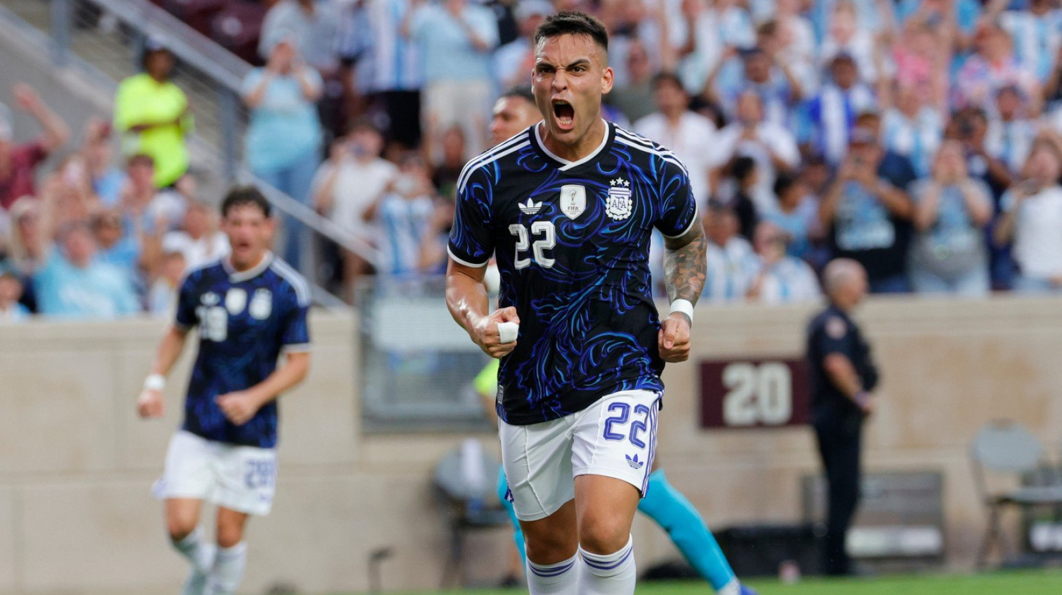"Gaučosi" na Lautarov pogon – Mesi sa klupe gledao pobedu Argentine VIDEO