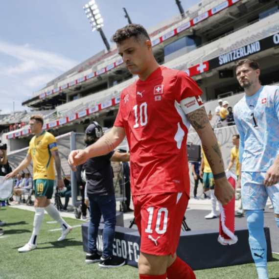Džaka ljut, Jakin najavio sastanak "u četiri oka" sa kapitenom
