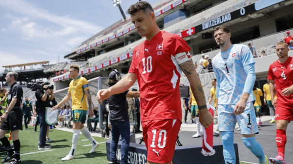 Džaka ljut, Jakin najavio sastanak "u četiri oka" sa kapitenom