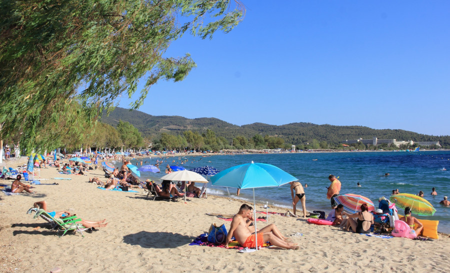 Turiste u Grčkoj čeka vremenski preokret: Nevreme, grad i pad temperature