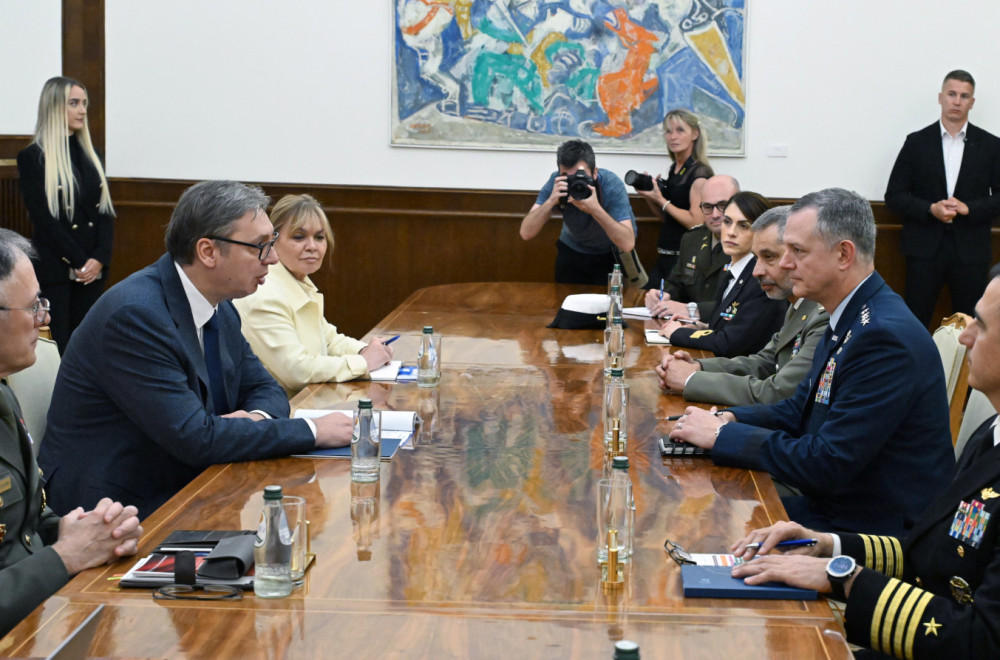 Vučić se sastao sa Aleksusom Grinkevičem; Nakon toga sledi r