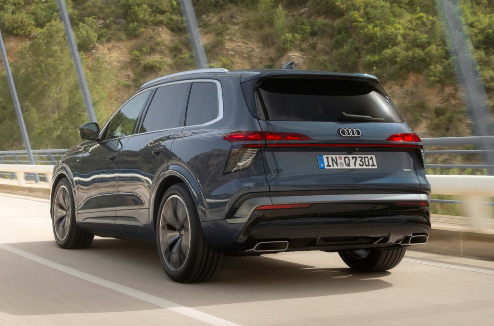 Svetska premijera: Novi Audi Q7 zaustavlja se automatski ako vozač izgubi svest VIDEO/FOTO