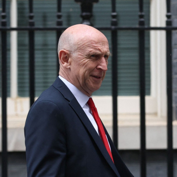 Britanski ministar odbrane podneo ostavku